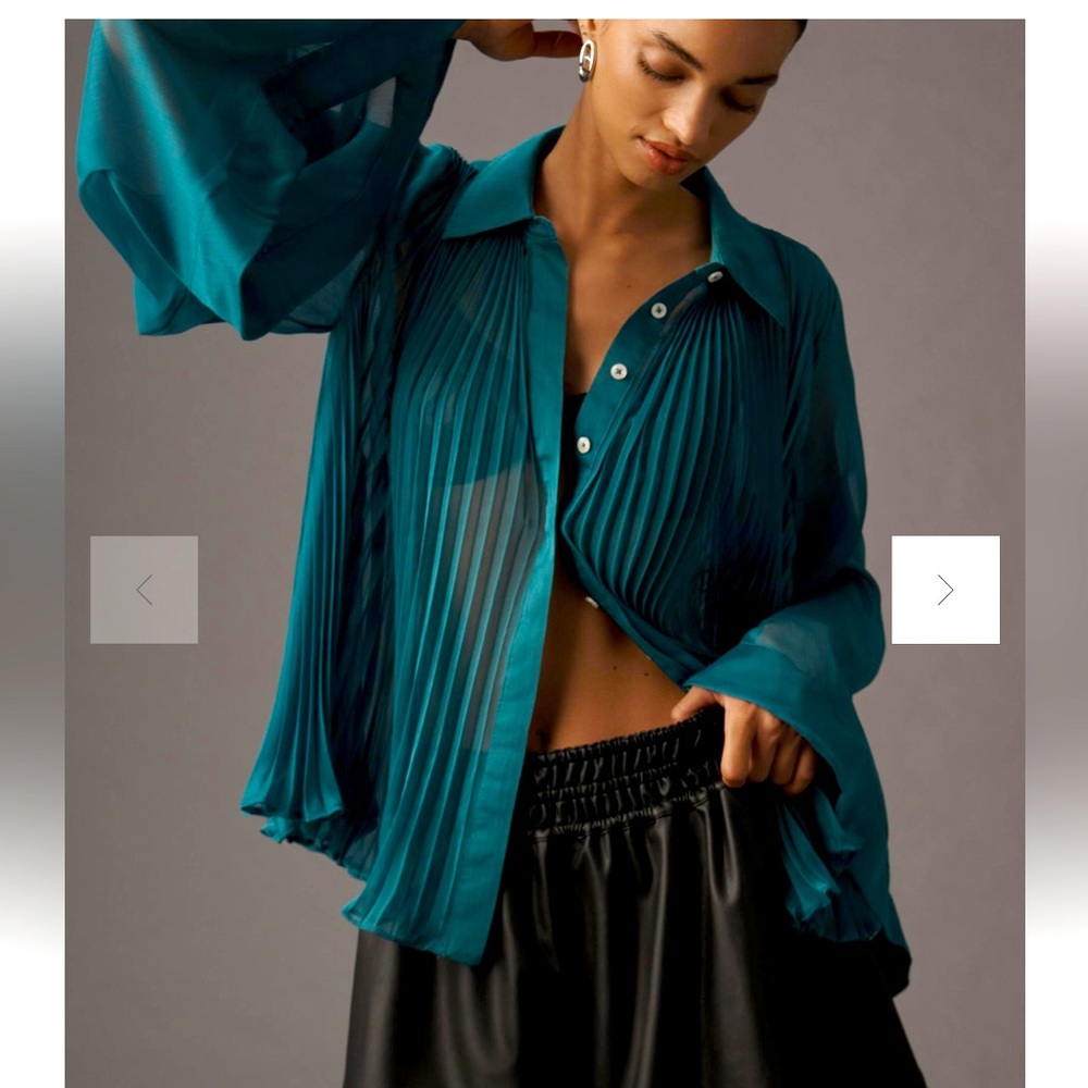 Maeve by Anthropologie l Sheer Pleated Cape Sleeve Blouse in Blue Green